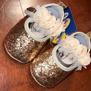 Myggpp gold flower dress shoes size 3 nwt